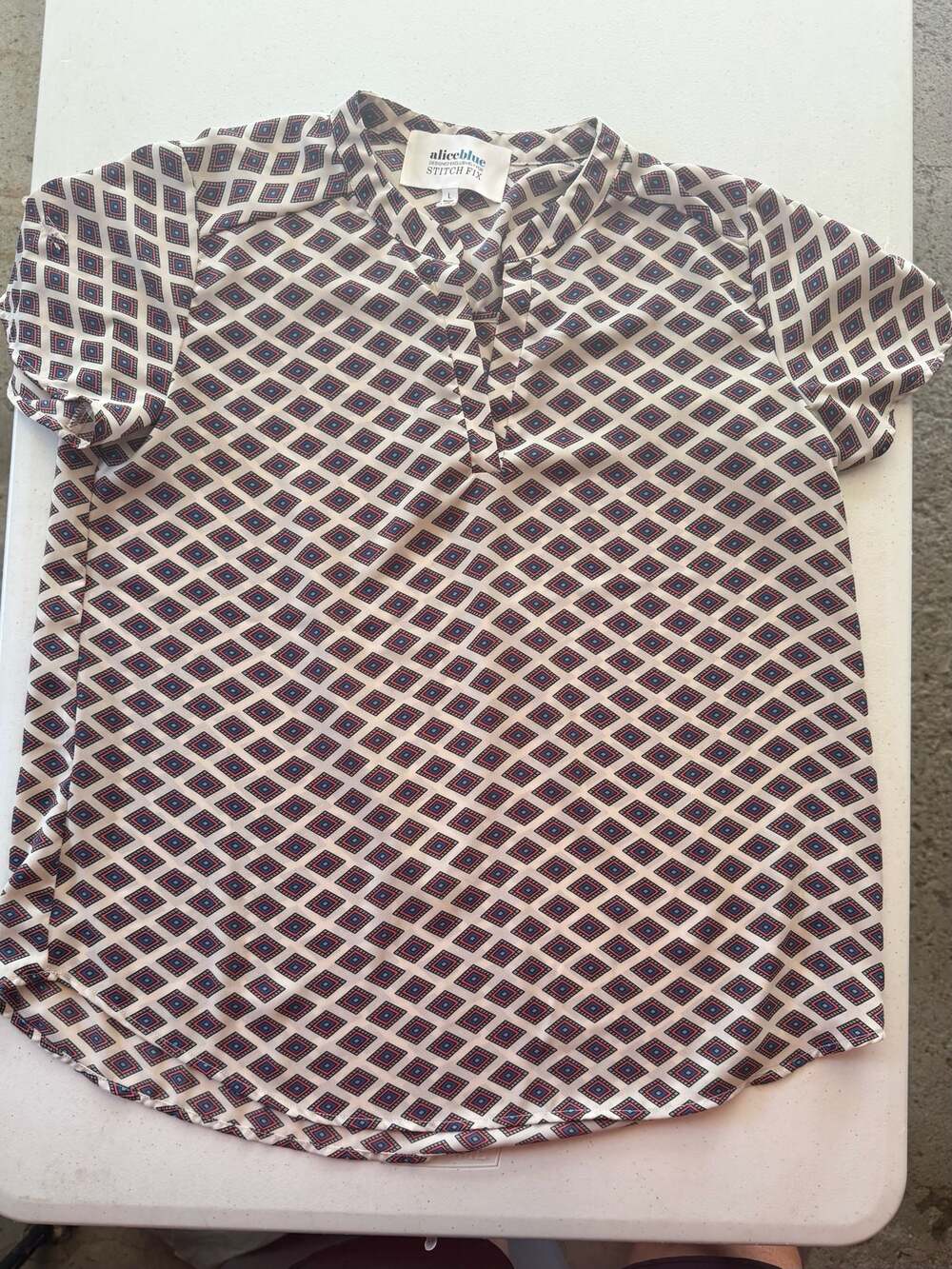 Alice Blue Stitch Fix Geometric Pattern Split Neck Short Sleeve Blouse Size L